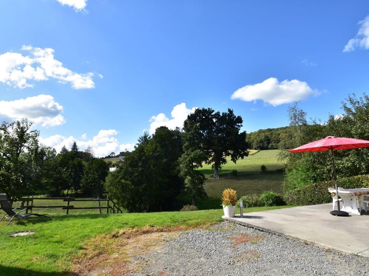 Cosy Chalet With Private Garden In Normandy Isigny-le-Buat Bilik gambar