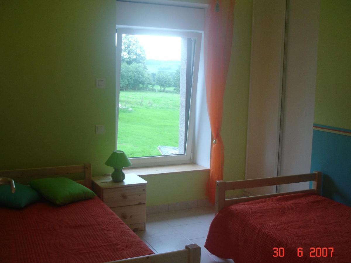 Cosy Chalet With Private Garden In Normandy Isigny-le-Buat Luaran gambar