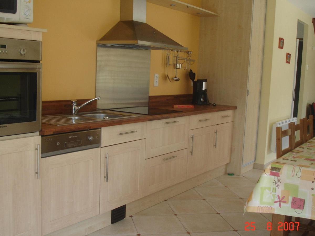 Cosy Chalet With Private Garden In Normandy Isigny-le-Buat Luaran gambar